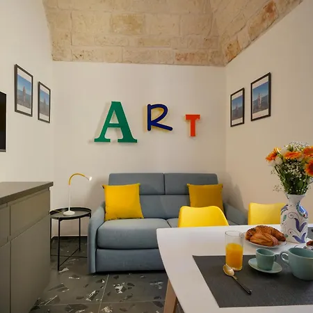 Stayart - Contemporary For Travellers