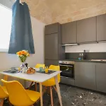 Apartamento Guesthost - Stayart - Contemporary For Travellers Bari